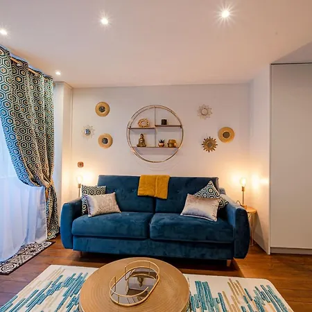 Splendid Duplex With Courtyard In The Marais Apartman *